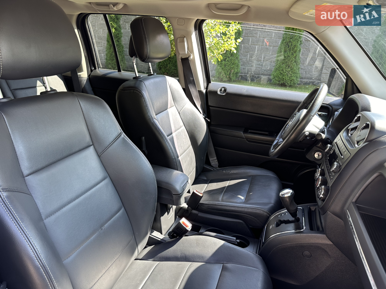 2015 Jeep Liberty (Patriot) - мініатюра 5