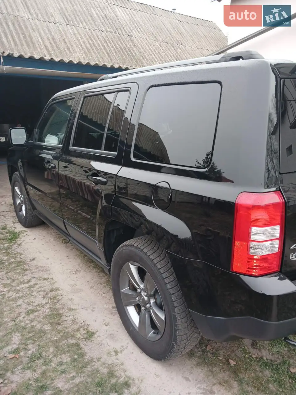 2016 Jeep Liberty (Patriot) - мініатюра 4