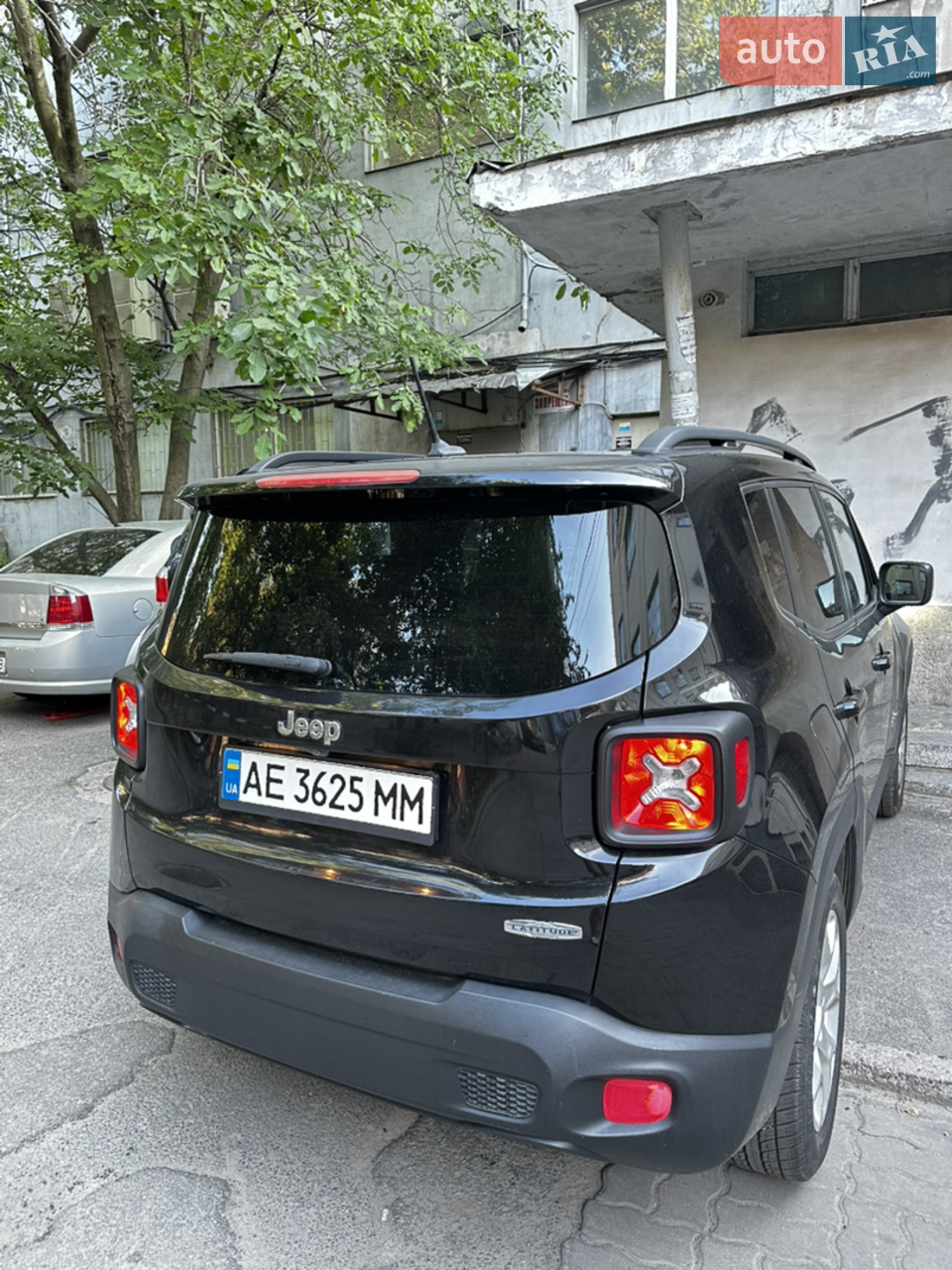 2015 Jeep Renegade - мініатюра 4