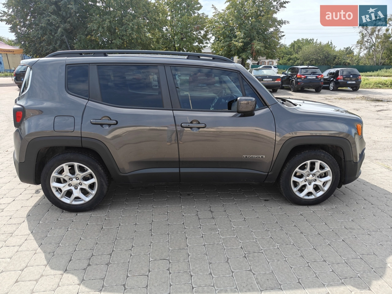 2018 Jeep Renegade - мініатюра 2