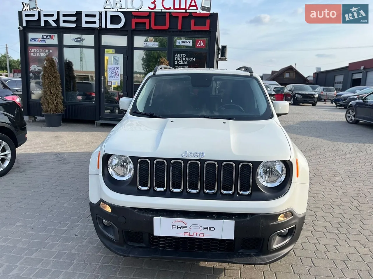 2017 Jeep Renegade - мініатюра 2