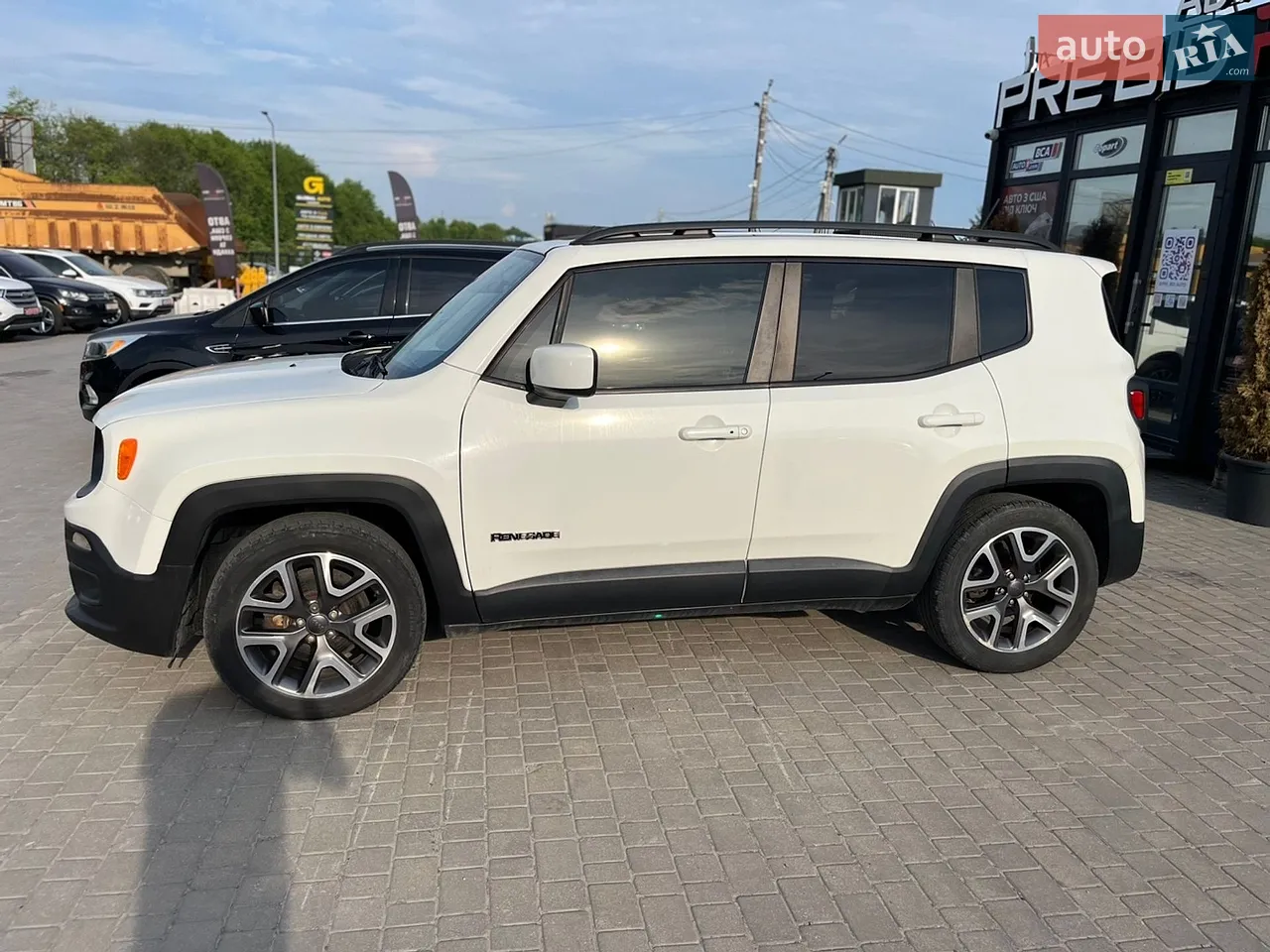 2017 Jeep Renegade - мініатюра 3