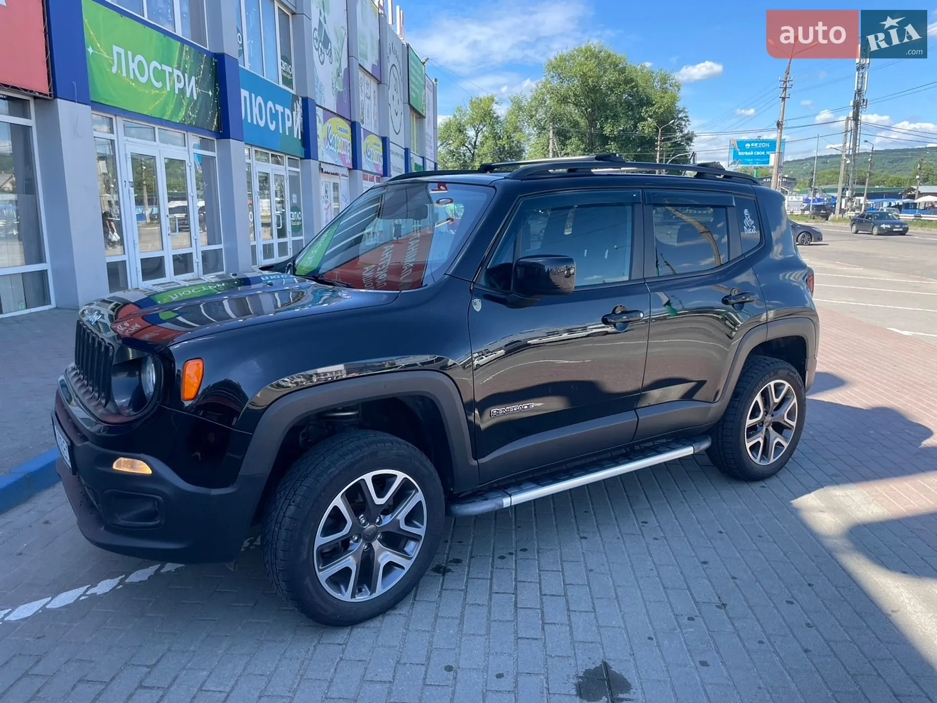 Jeep Renegade 2015 VIN ZACCJBBT9GPC52816 фото оголошення 3 з 17