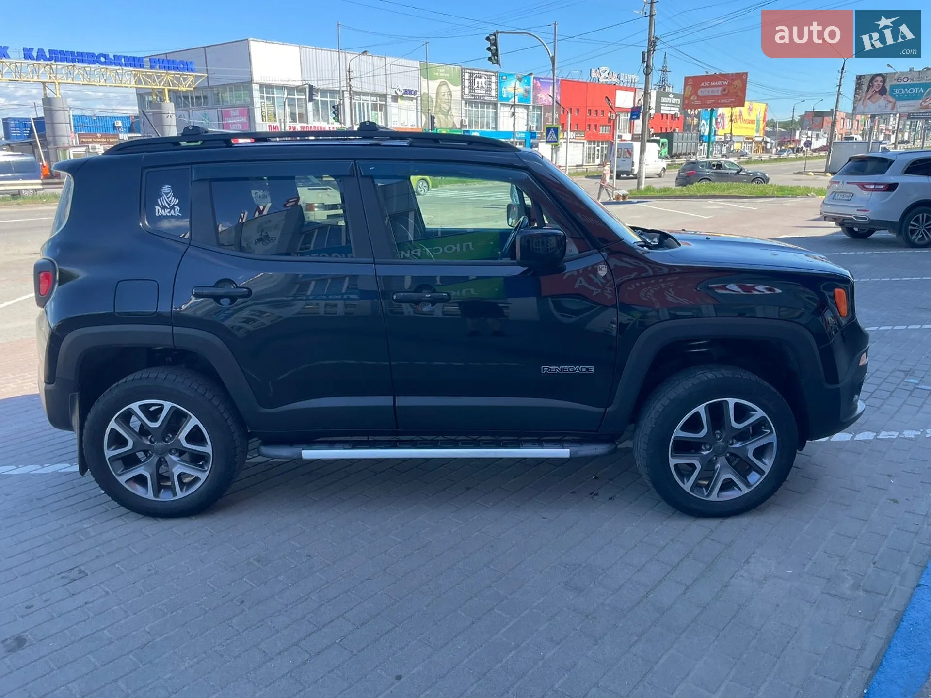 Jeep Renegade 2015 VIN ZACCJBBT9GPC52816 фото оголошення 4 з 17