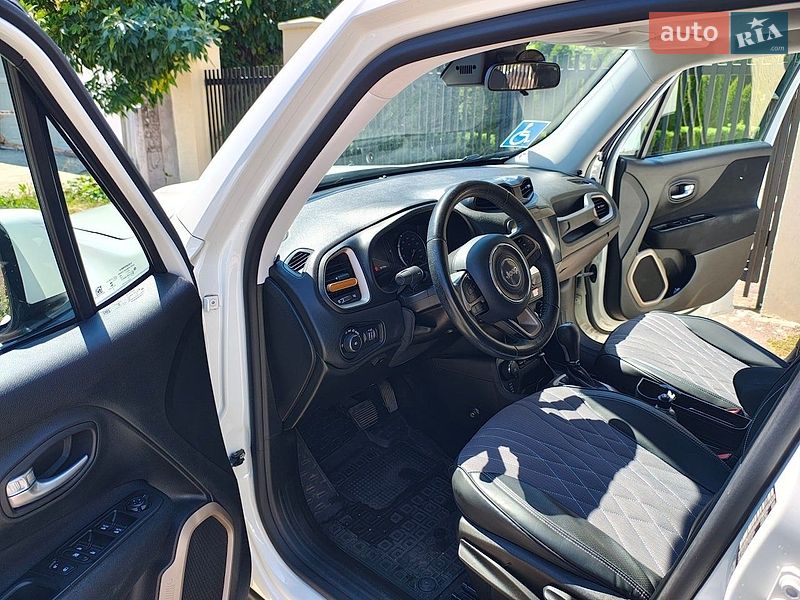 Внедорожник / Кроссовер Jeep Renegade 2015 в Одессе фото 5 Внедорожник / Кроссовер Jeep Renegade 2015 в Одессе