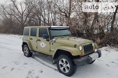 Jeep Wrangler Unlimited Sahara 2013