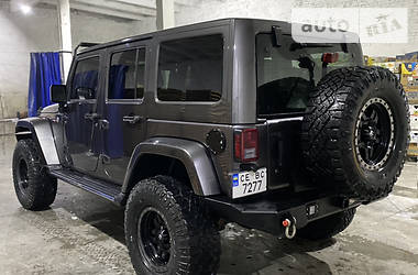 Jeep Wrangler sahara 2015