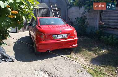 Характеристики Peugeot 206 Кабріолет
