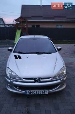Характеристики Peugeot 206 Кабріолет