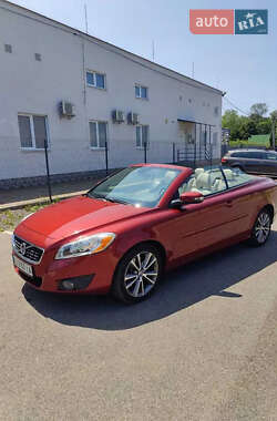 Характеристики Volvo C70 Кабріолет