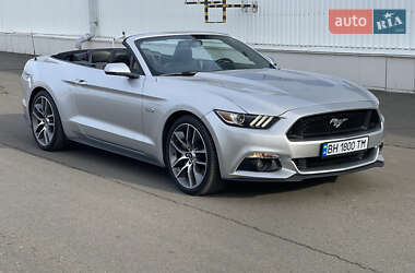 Характеристики Ford Mustang Кабриолет