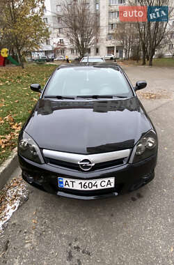 Характеристики Opel Tigra Кабріолет