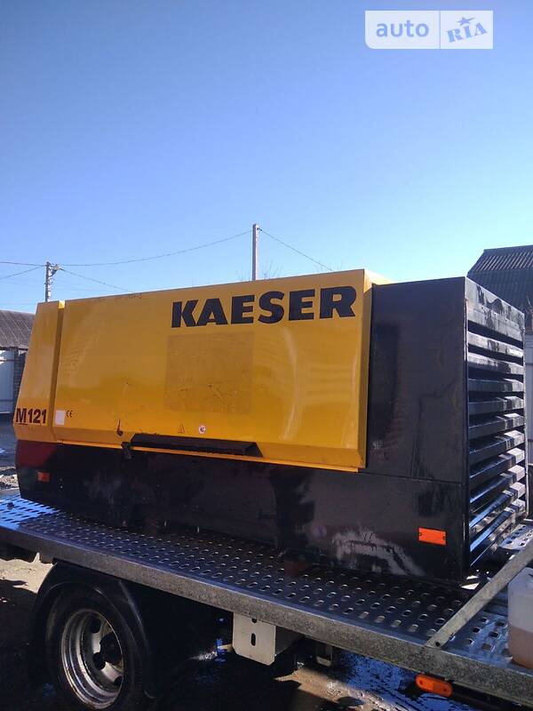 Компресор Kaeser M