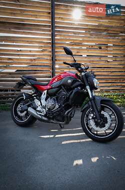 Цены Yamaha Кафе рейсер