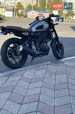 Ціни Yamaha Кафе рейсер