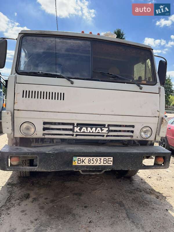 Самосвал КамАЗ 5320