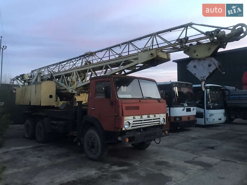 Автокран КамАЗ 53213