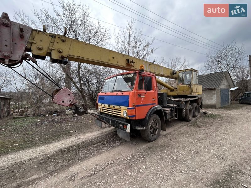 Автокран КамАЗ 53213
