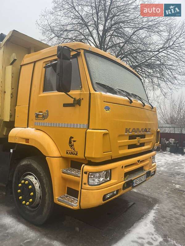 КамАЗ 6460