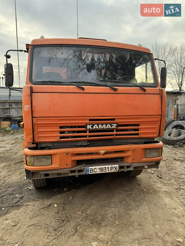 Самосвал КамАЗ 6520