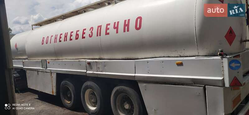 Цистерна полуприцеп Kassbohrer STB