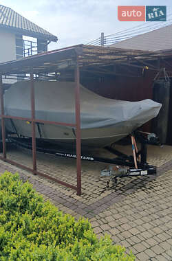 Ціни Tracker Катер