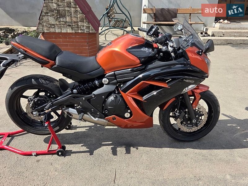 Мотоцикл Багатоцільовий (All-round) Kawasaki 400