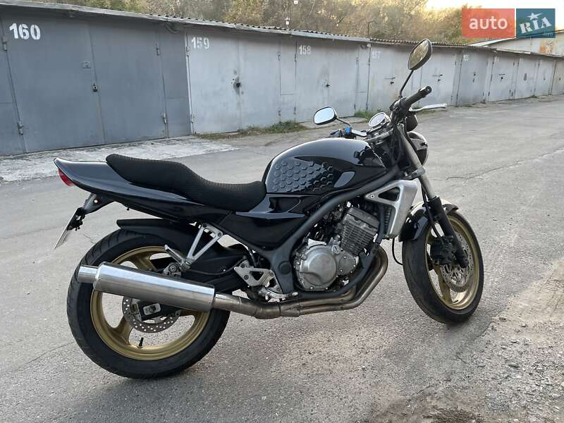 Мотоцикл Классик Kawasaki Balius 250