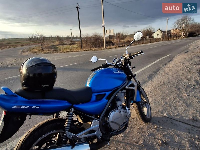 Мотоцикл Классик Kawasaki  ER 500