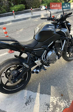 Kawasaki ER 650  2016