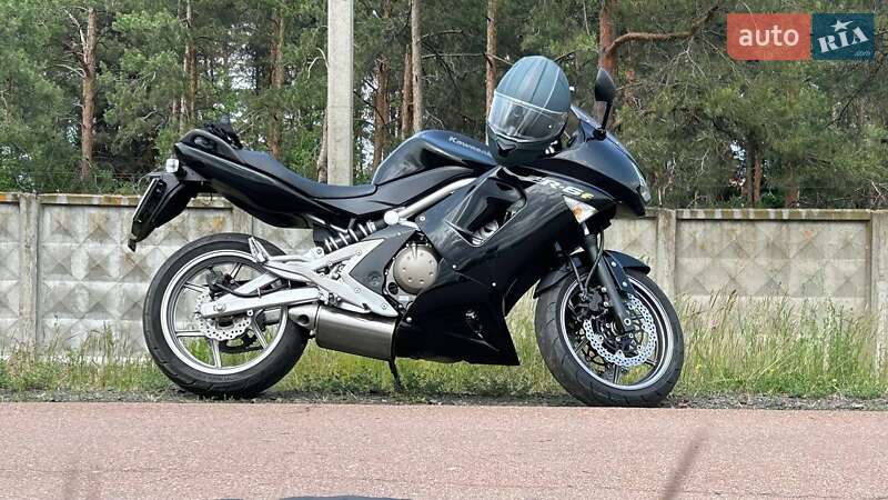 Мотоцикл Без обтікачів (Naked bike) Kawasaki ER-6F