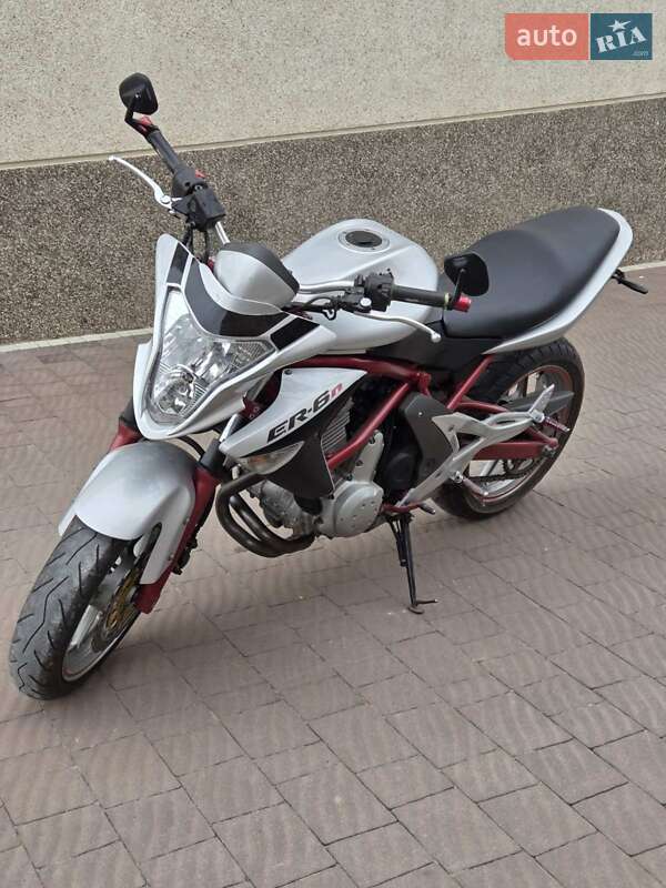 Мотоцикл Спорт-туризм Kawasaki ER-6N