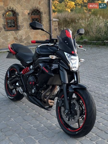 Мотоцикл Спорт-туризм Kawasaki ER-6N