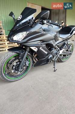 Kawasaki EX 650  2018