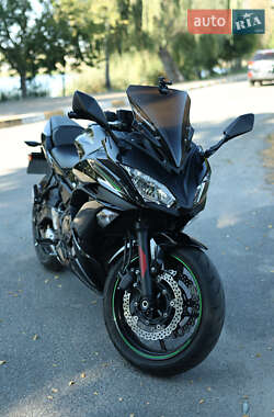 Kawasaki EX 650  2018