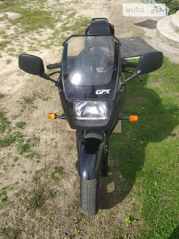 Kawasaki GPX