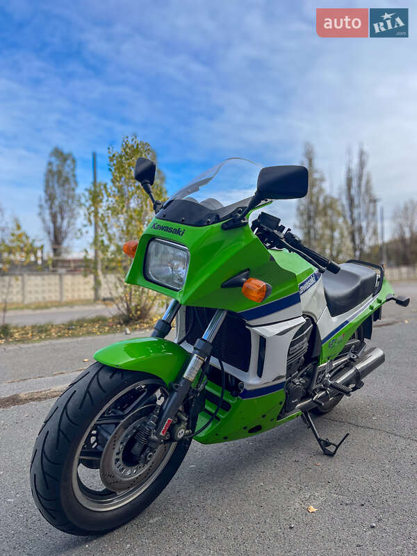 Kawasaki GPZ