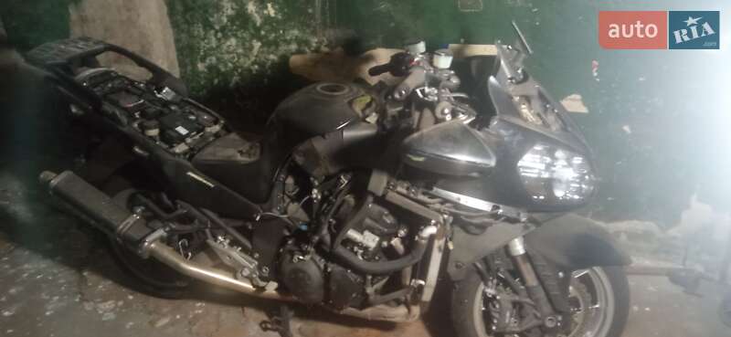 Мотоцикл Круизер Kawasaki GTR 1400