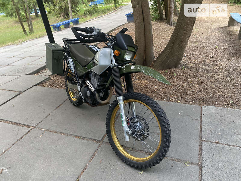 Мотоцикл Позашляховий (Enduro) Kawasaki KL 250