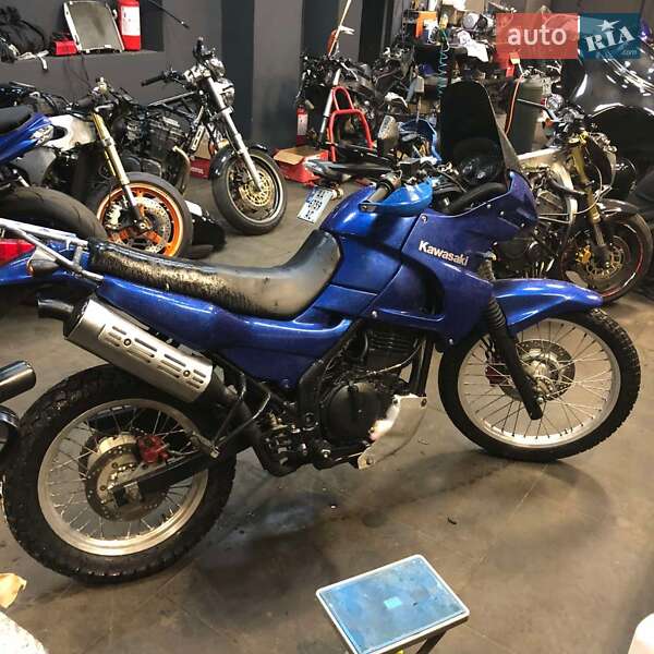 Kawasaki KLE 250 Anhelo