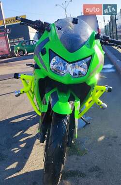 Kawasaki Ninja 250R  2010