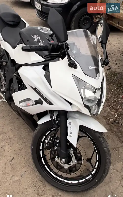 Kawasaki Ninja 250R 2015