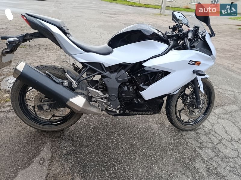 Kawasaki Ninja 250SL