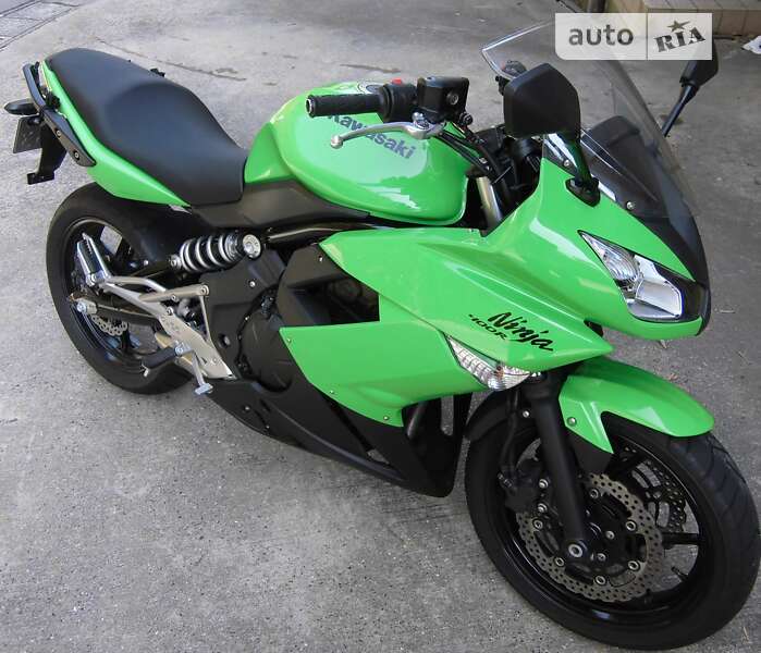 Мотоцикл Спорт-туризм Kawasaki Ninja 400