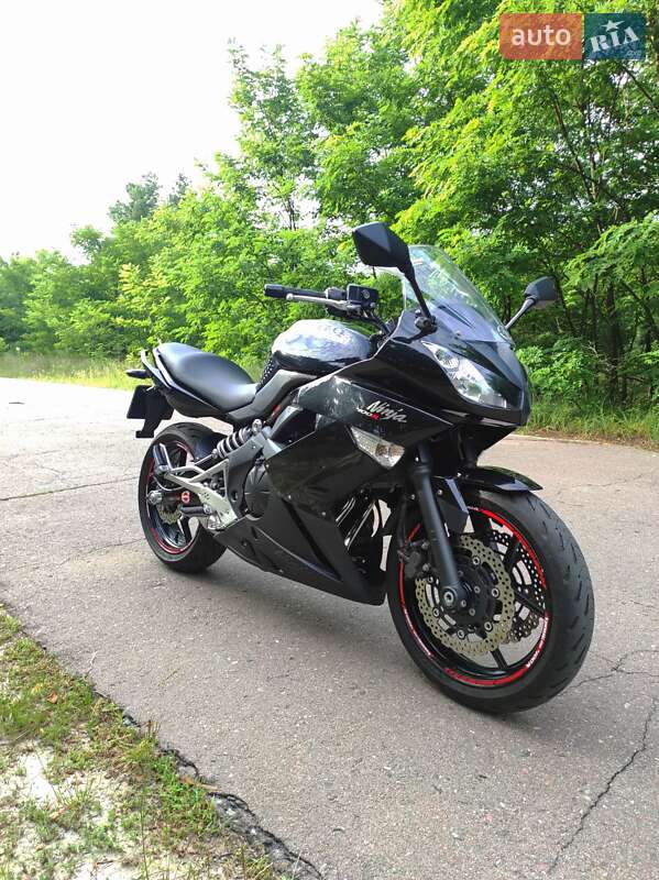 Мотоцикл Туризм Kawasaki Ninja 400