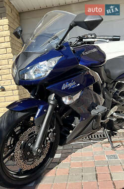 Kawasaki Ninja 400  2011