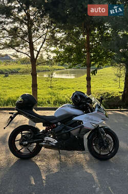 Kawasaki Ninja 400  2013