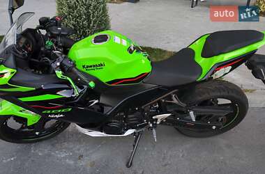 Kawasaki Ninja 400  2021