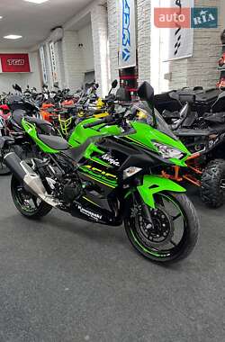 Kawasaki Ninja 400  2018