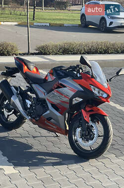 Kawasaki Ninja 400 2018
